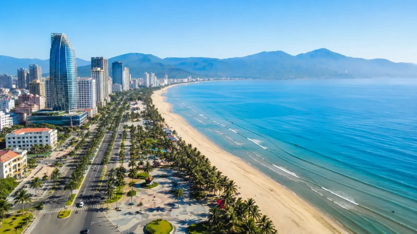 Bãi biển Mỹ Khê Đà Nẵng tuyệt đẹp