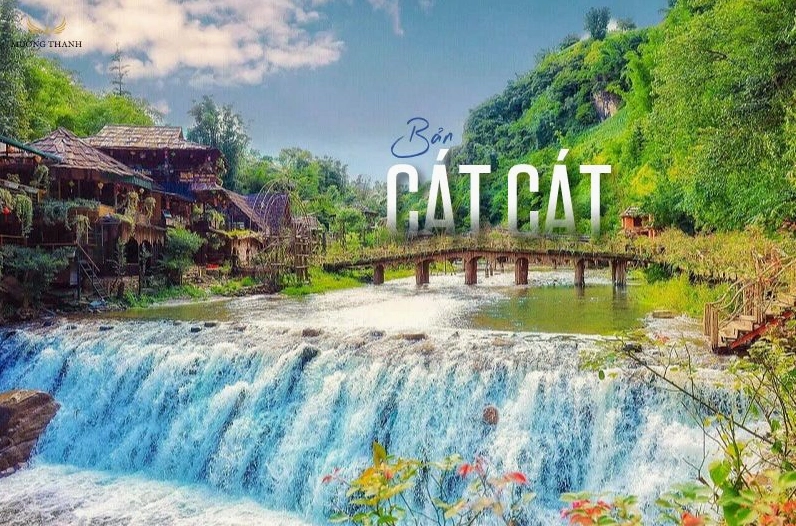 Bản Cát Cát với nhà sàn và guồng nước