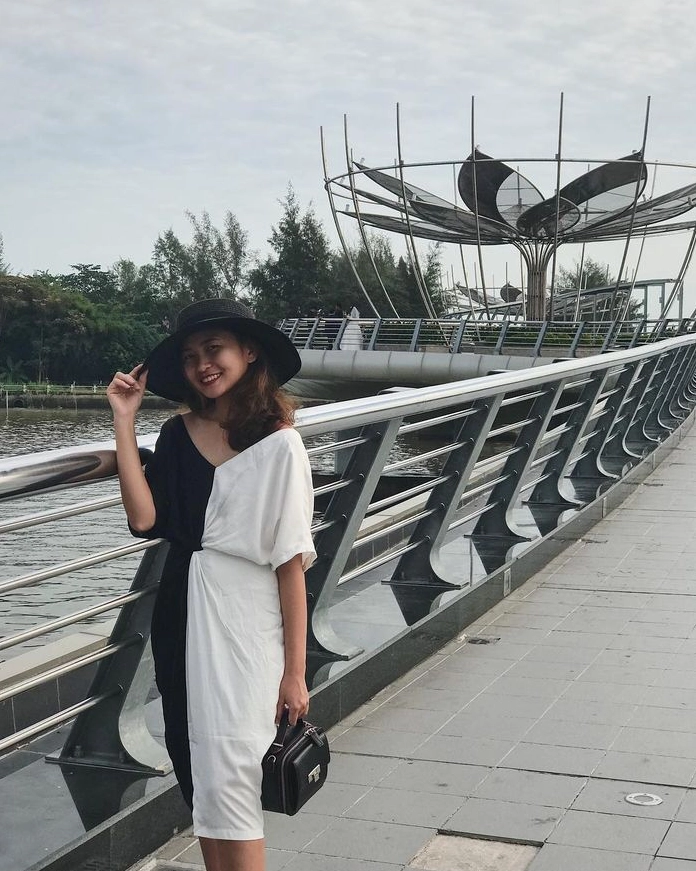 Bến Ninh Kiều lung linh về đêm