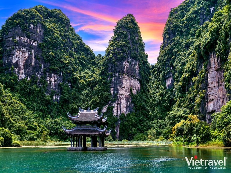 Cảnh quan kỳ vĩ của khu du lịch Tràng An, Ninh Bình