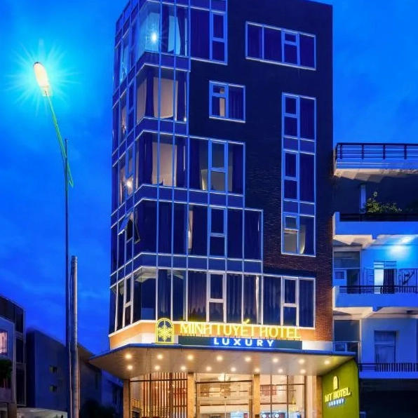 Minh Tuyết Luxury Hotel, khách sạn ở Nha Trang