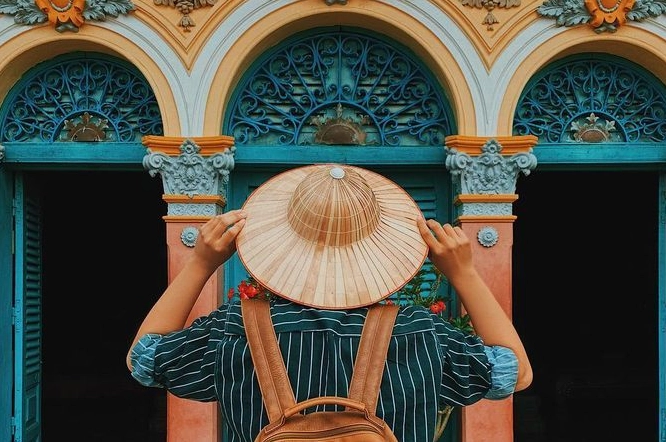 Nội thất cổ kính bên trong Nhà cổ Bình Thủy