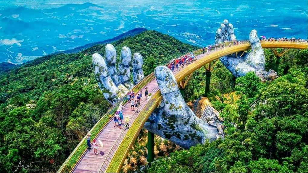 Bãi biển Mỹ Khê Đà Nẵng trong xanh