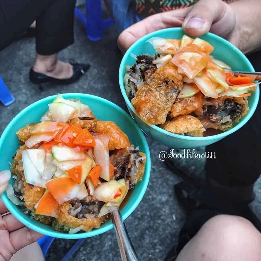 Bánh rán Tây Hồ - món ăn vặt hấp dẫn tại Hà Nội