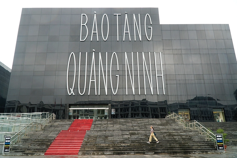 Bên trong Bảo tàng Quảng Ninh