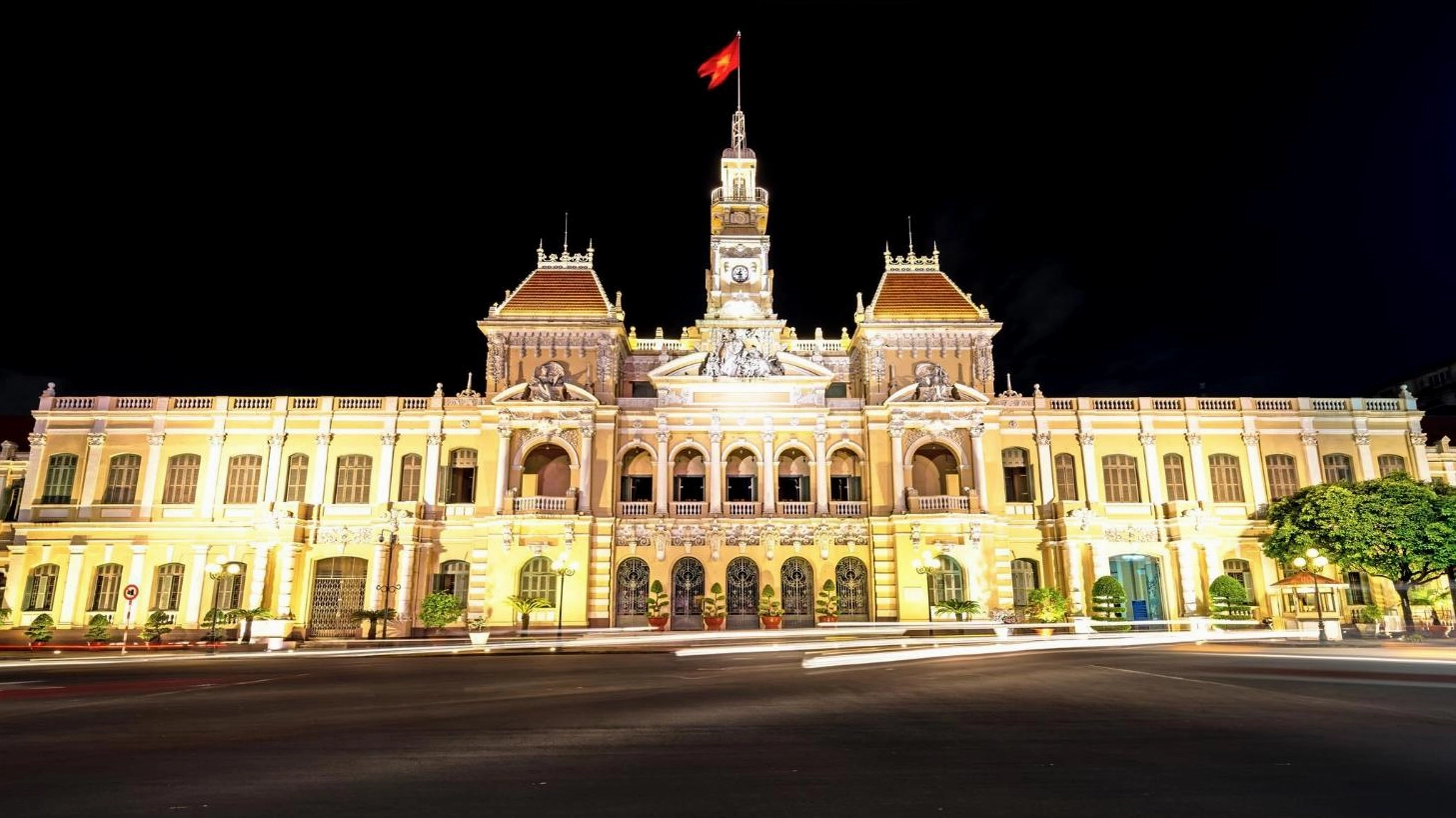 Cảnh quan thành phố Hồ Chí Minh về đêm
