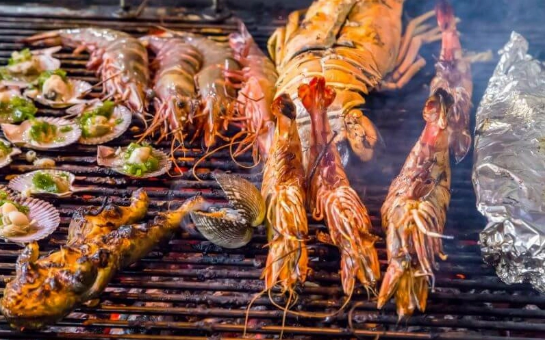 Cát Bà có gì chơi - Thưởng thức hải sản tươi ngon