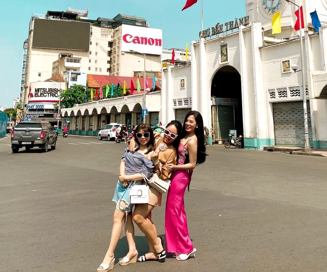 Chợ Bến Thành, một trong những địa điểm nổi tiếng ở TPHCM.