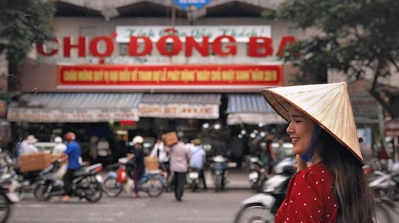 Chợ Đông Ba - Nơi mua sắm và khám phá ẩm thực Huế