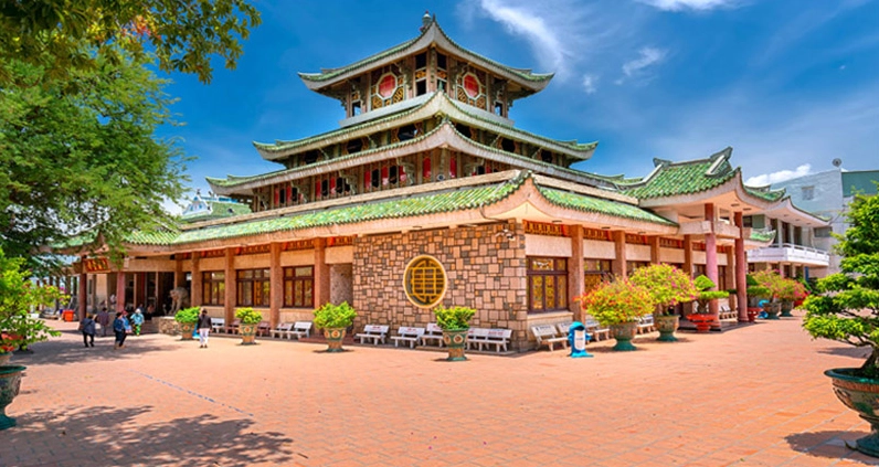 Chùa Bà Châu Đốc - Điểm đến tâm linh nổi tiếng ở An Giang