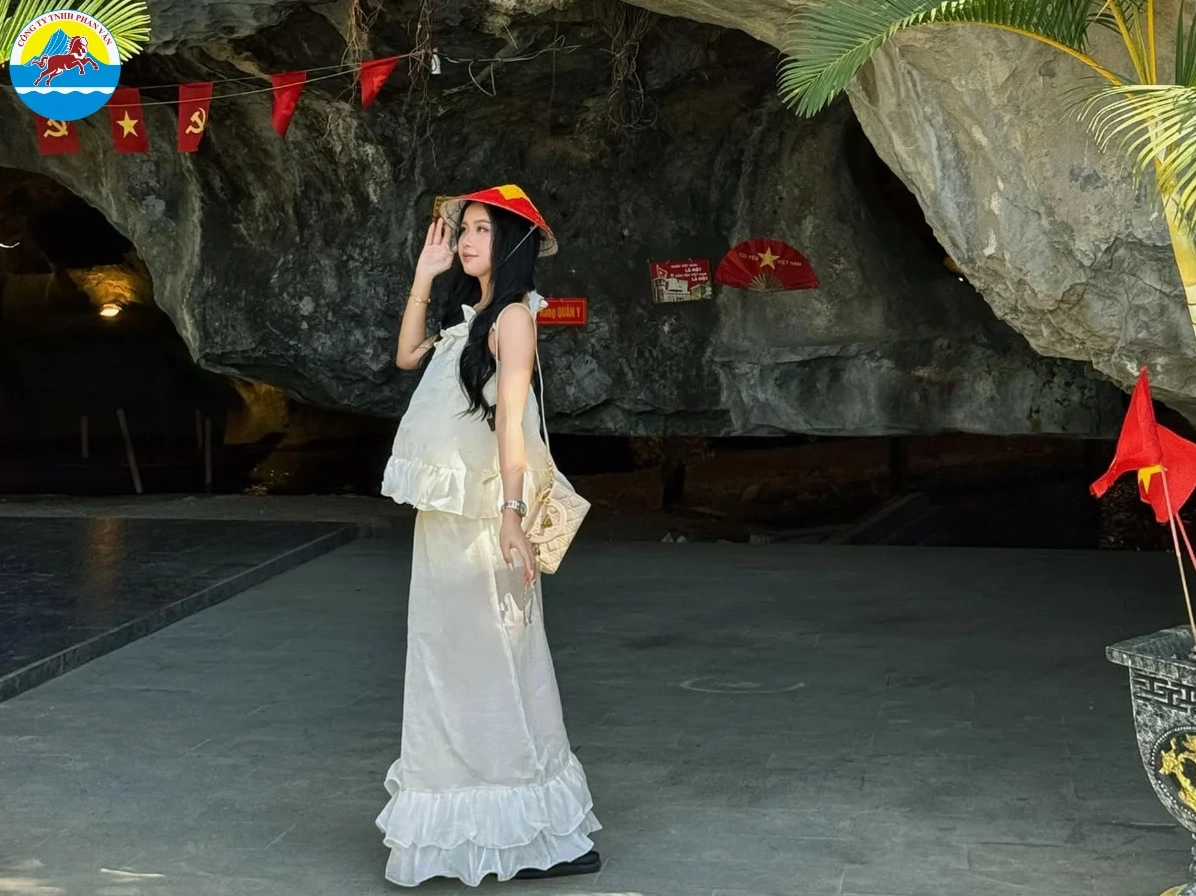 Chùa Hang (Hải Sơn Tự)