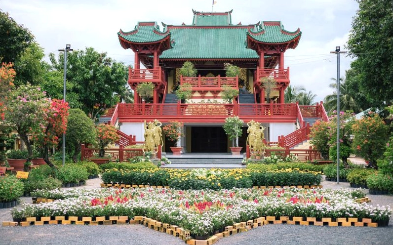 Chùa Lầu Tịnh Biên An Giang với kiến trúc độc đáo