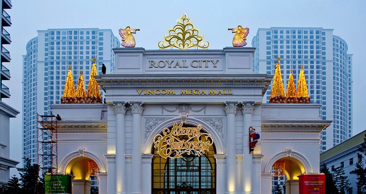 Cổng chào Royal City - Điểm bắt đầu hành trình khám phá Royal City có gì chơi