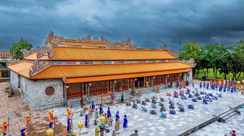 Điện Thái Hòa Huế - một số cảnh đẹp ở Huế