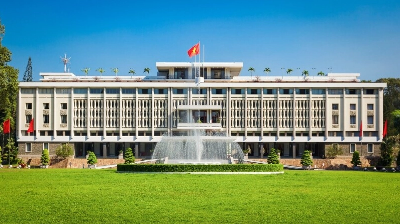 Dinh Độc Lập, một địa điểm du lịch Sài Gòn quan trọng.