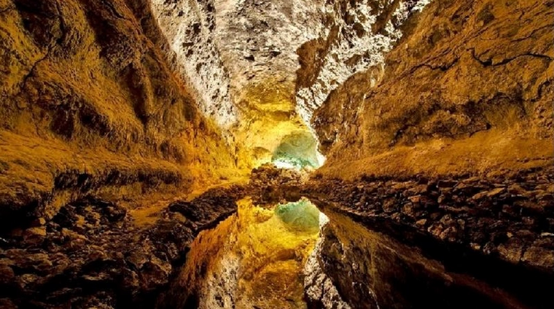 Hang động núi lửa Chư Bluk kỳ vĩ