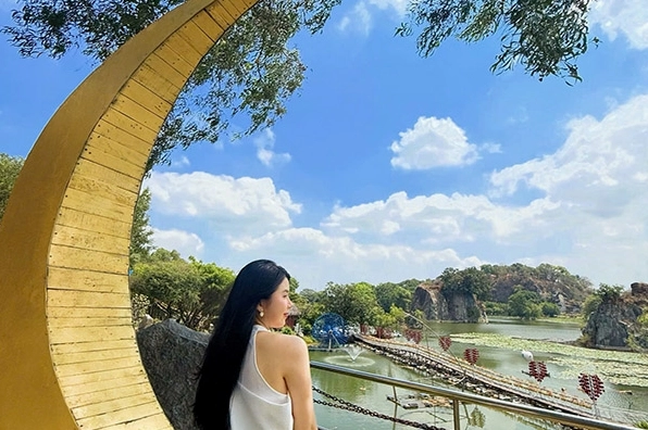 Hồ Long Ẩn tại Khu du lịch Bửu Long Đồng Nai