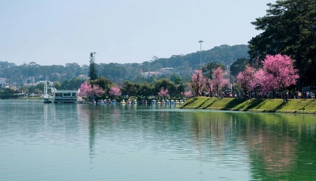 Hồ Xuân Hương - biểu tượng lãng mạn của Đà Lạt