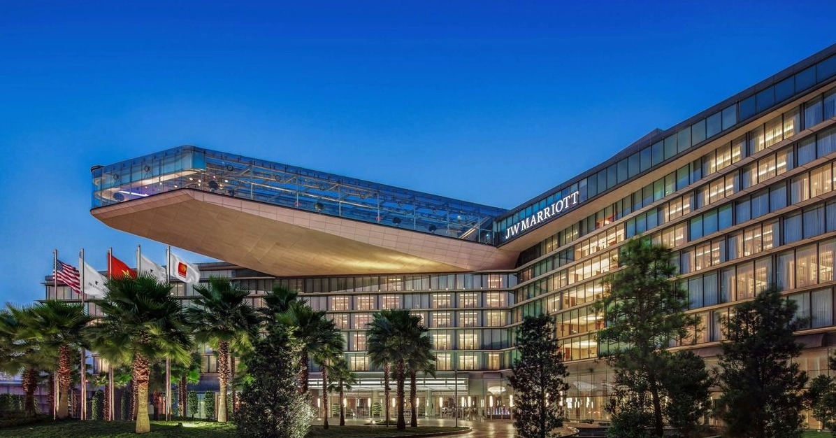 Khám phá JW Marriott Hotel Hanoi: Đẳng cấp và Tiện nghi 5 sao