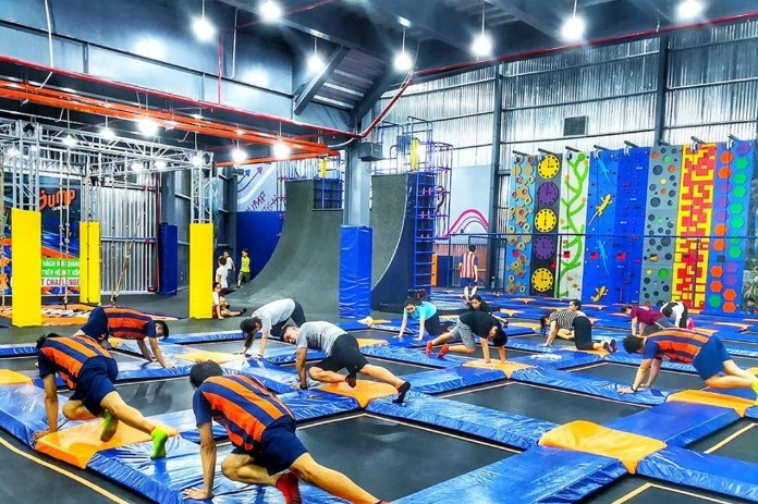 Khu vui chơi thể thao bạt nhún Jump Arena