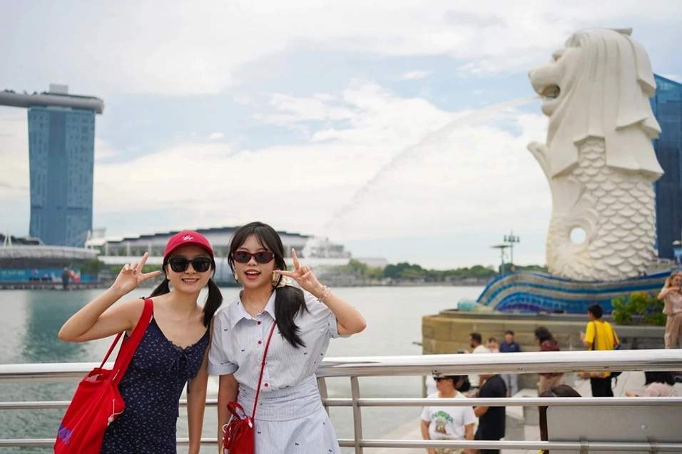 Khung cảnh làng quê yên bình miền Tây