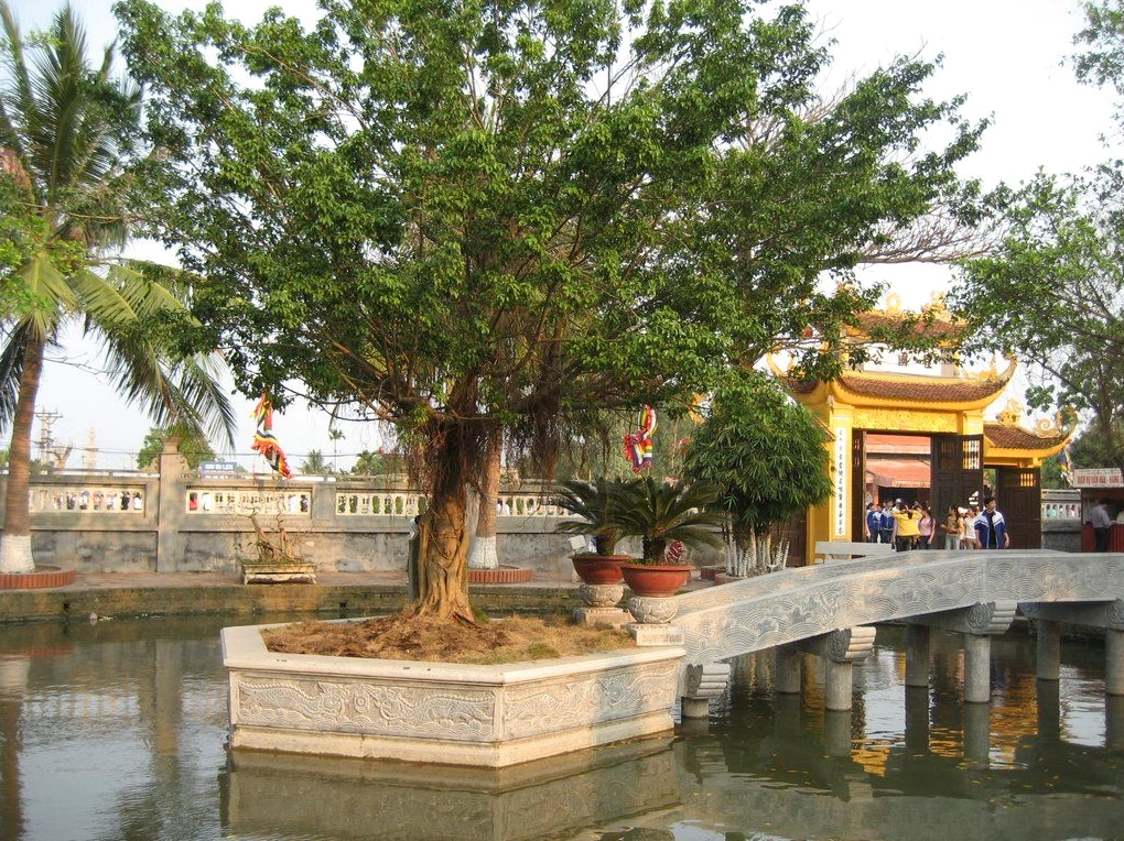 Khung cảnh thanh bình tại một ngôi chùa cổ ở Hải Phòng.