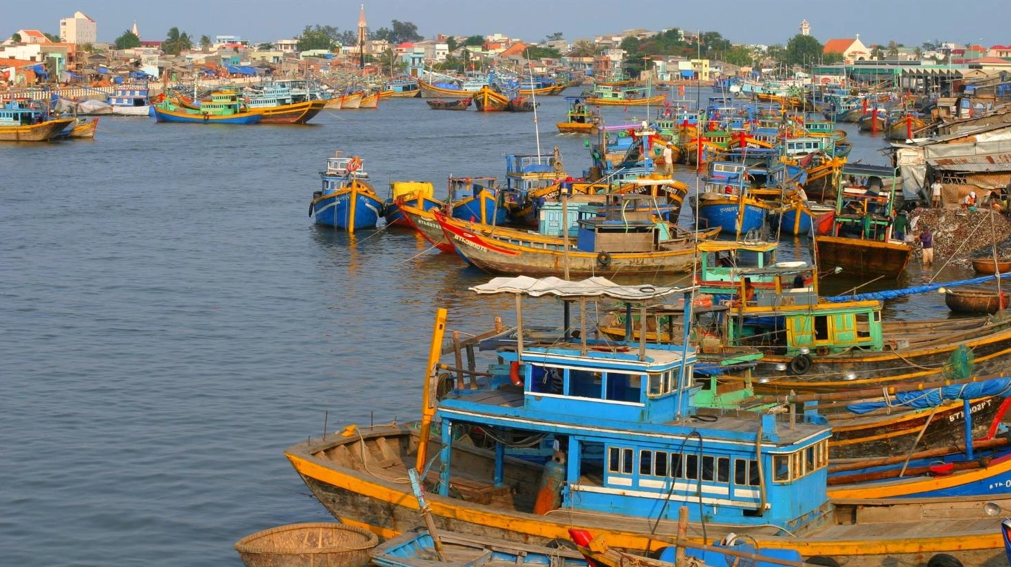 Khung cảnh thành phố Rạch Giá về đêm