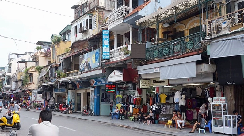 Phố cổ Hà Nội với những con ngõ nhỏ và kiến trúc xưa