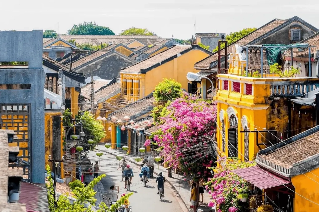 Phố cổ Hội An lung linh về đêm