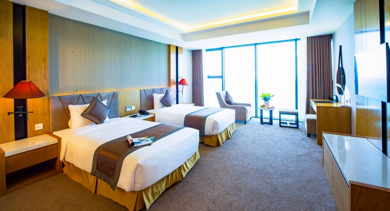 Phòng Deluxe Twin Ocean View tại Khách sạn Mường Thanh Đà Nẵng