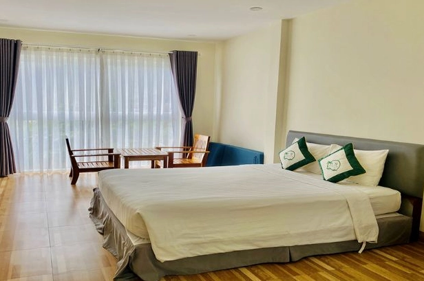 Phòng ngủ hướng vườn tại resort Quy Nhơn