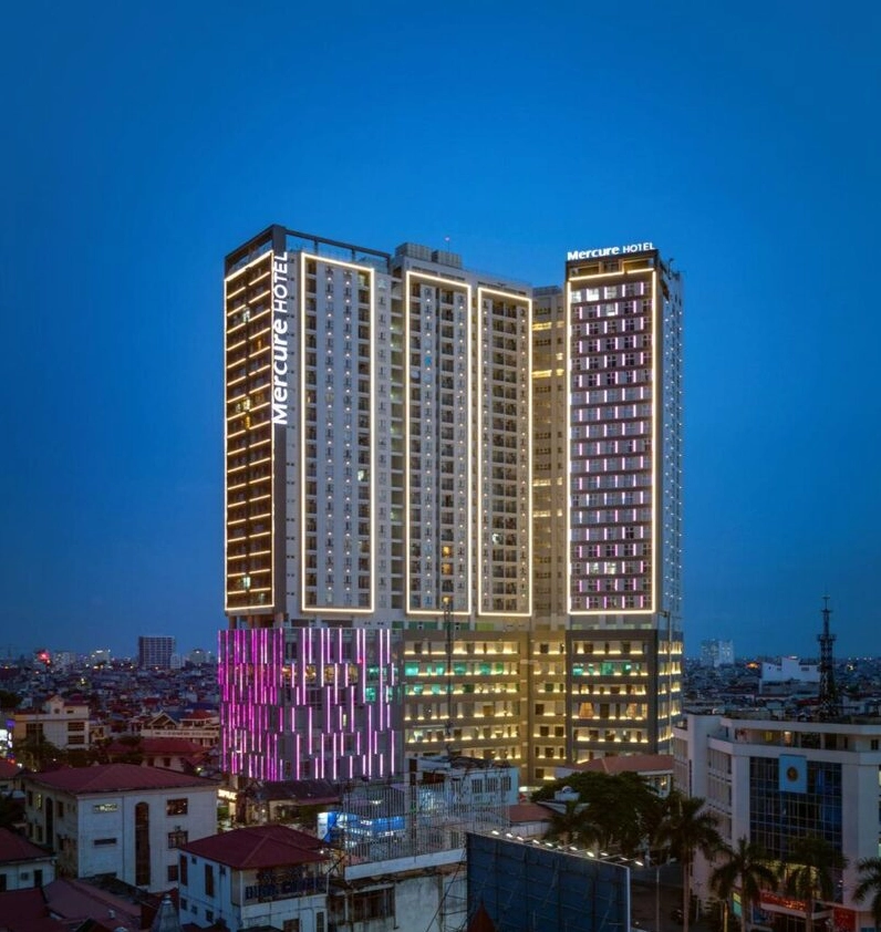 Phòng suite sang trọng với tầm nhìn toàn cảnh