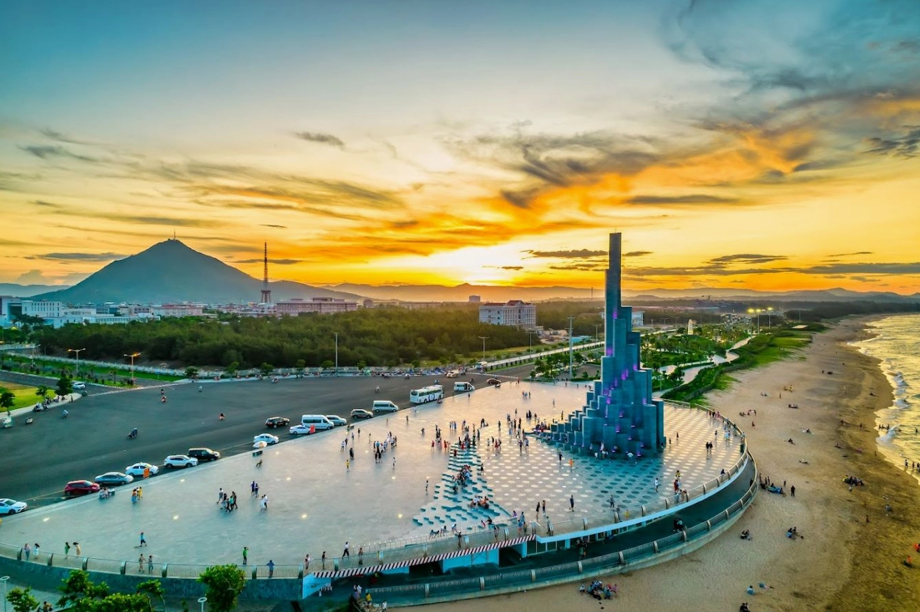 Ruộng bậc thang xanh mướt tại thung lũng Mường Hoa