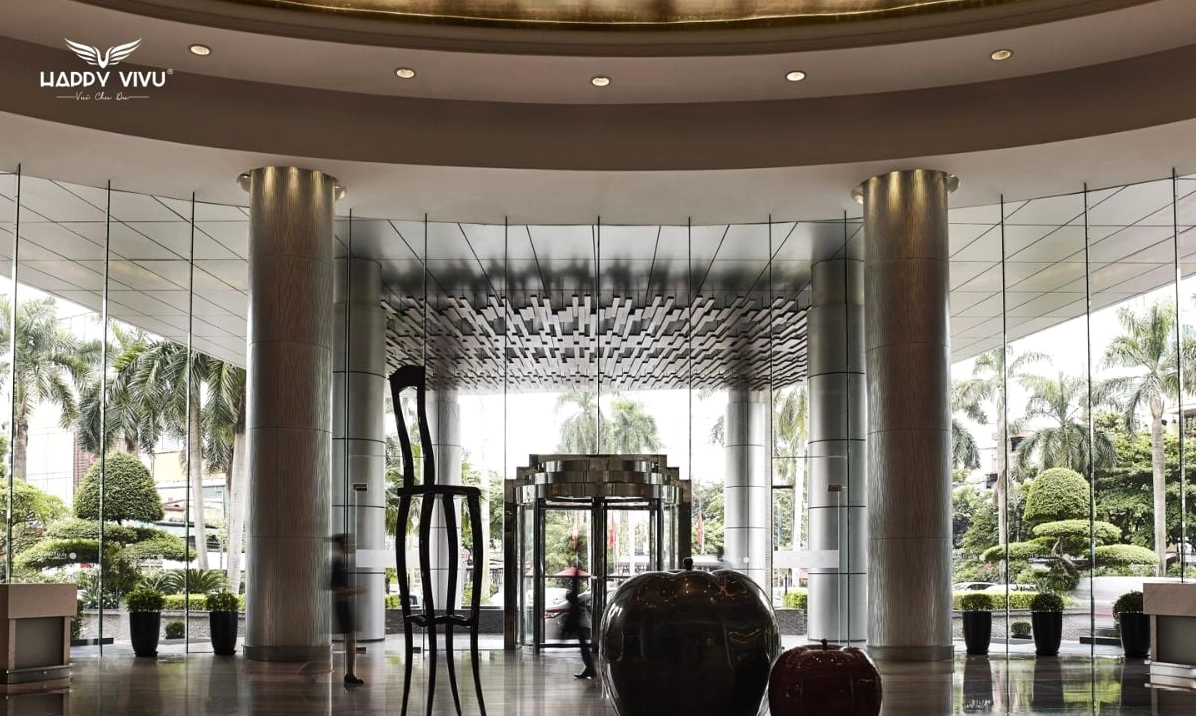 Sảnh khách sạn Pullman Hanoi Hotel