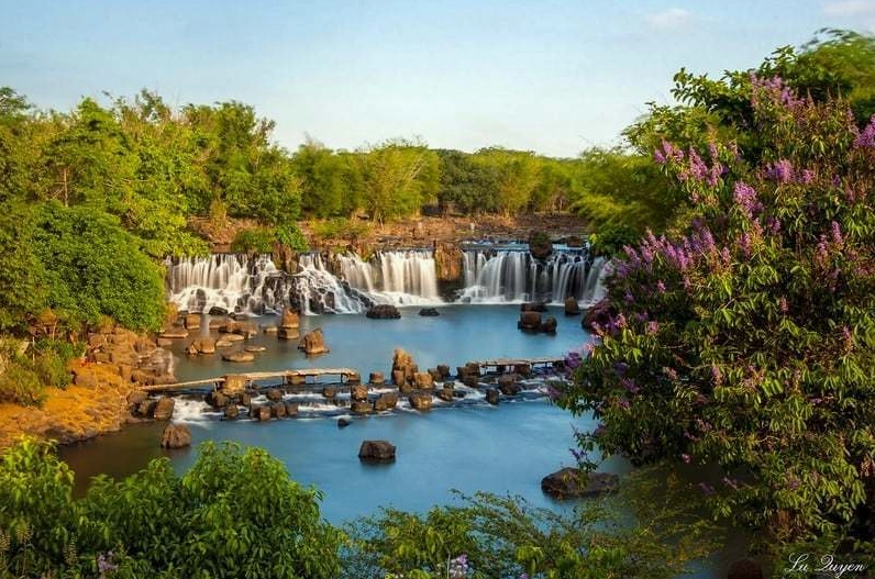 Thác Giang Điền hùng vĩ và thơ mộng