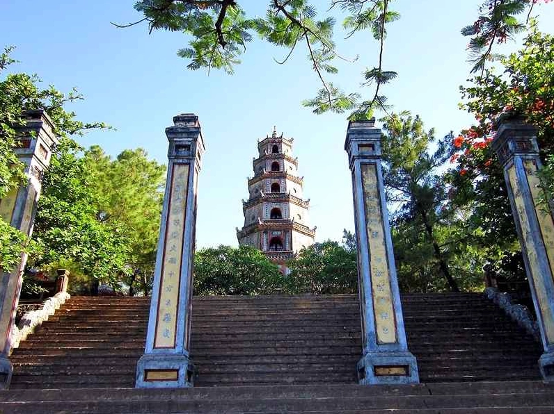 Tháp Phước Duyên - Ngọn tháp uy nghiêm tại Chùa Thiên Mụ
