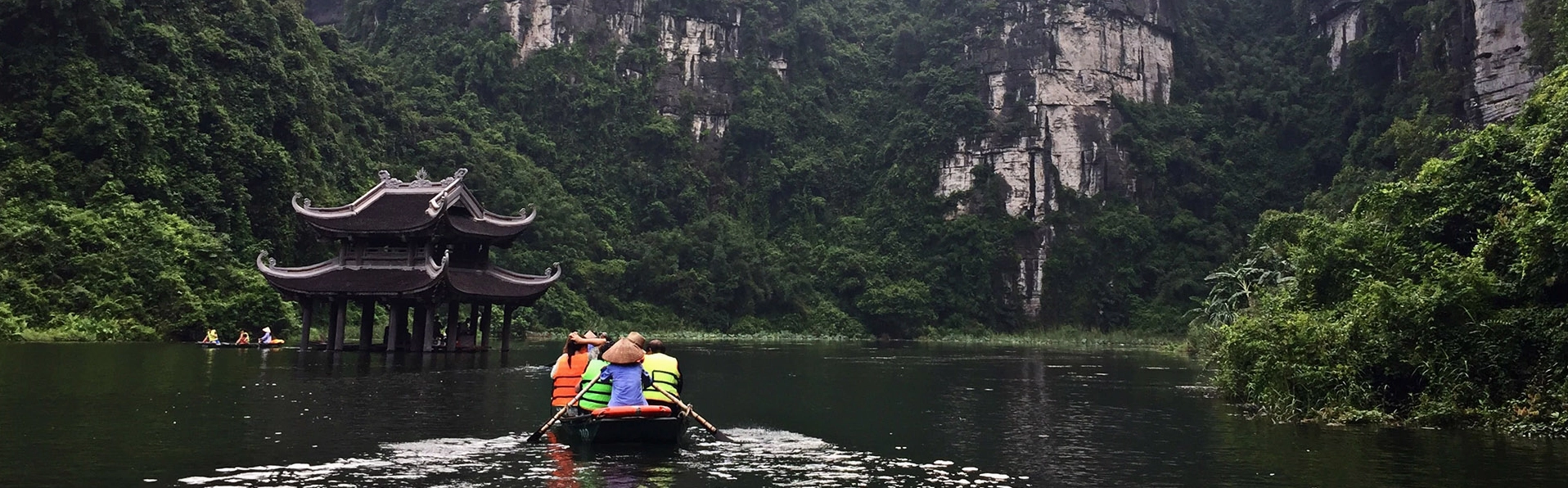 Top 15 khách sạn Ninh Bình được yêu thích