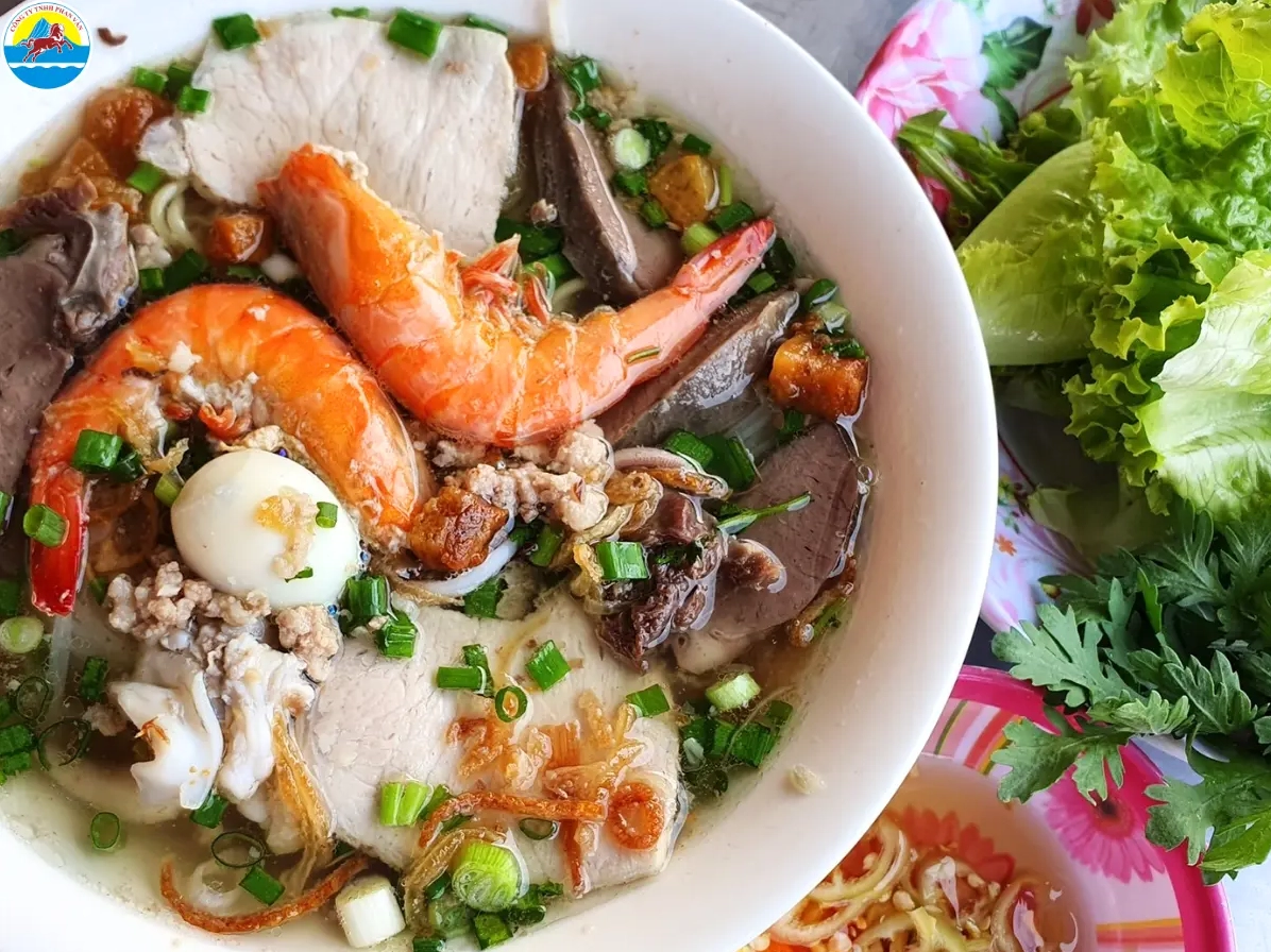 Trải nghiệm chèo xuồng tại Bến Tre
