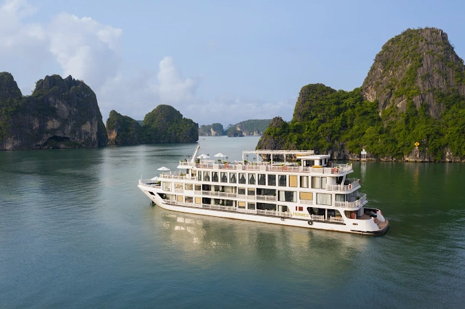 Trải nghiệm du thuyền sang trọng trên Vịnh Hạ Long